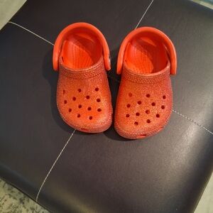 CROCS Kids Glitter Clogs - Sparkling Red Size 5 Wizard Of Oz